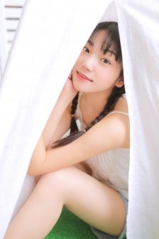 浴室里的极品嫩模
